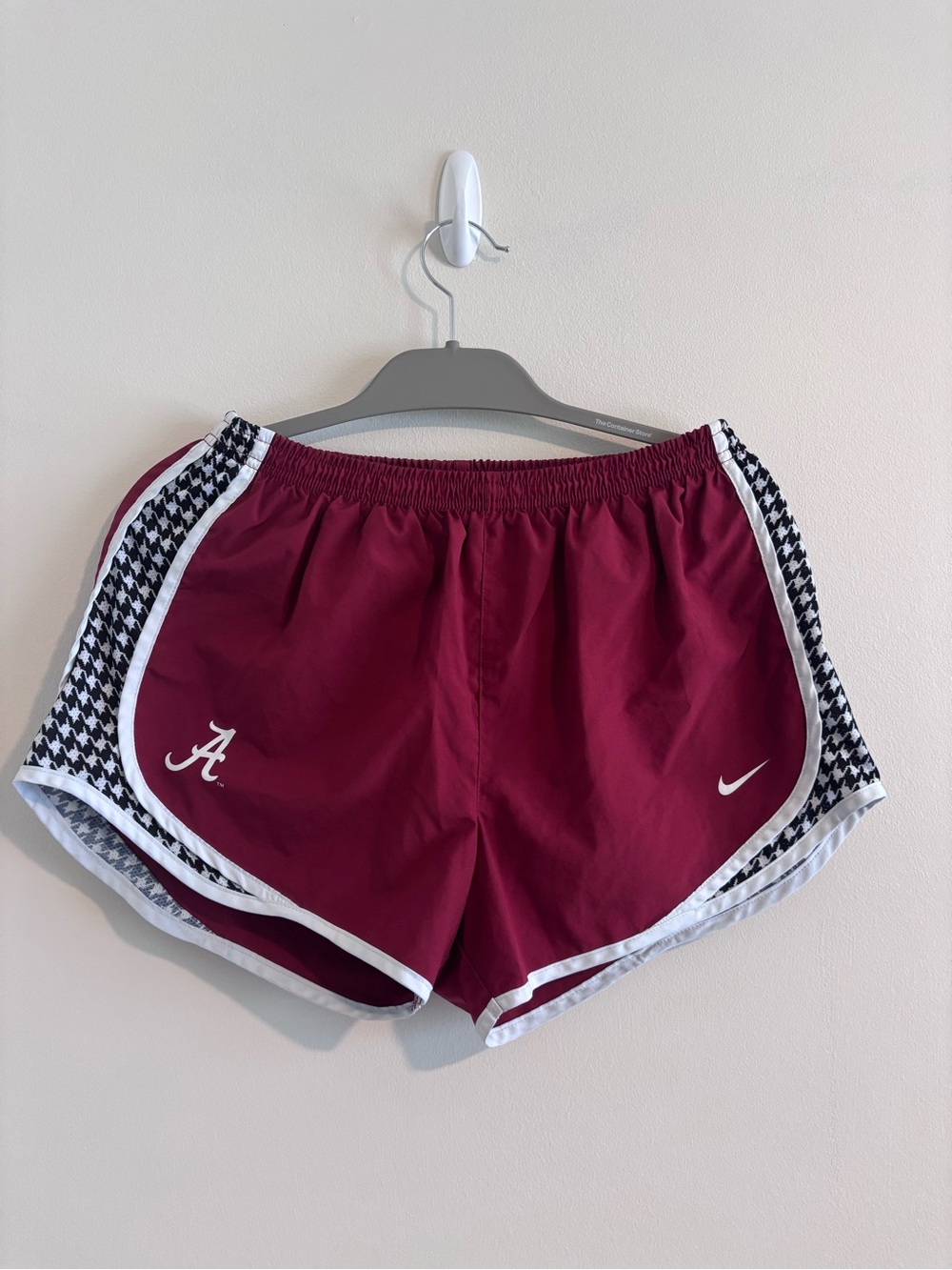 Nike Tempo Shorts - Alabama Crimson & Houndstooth